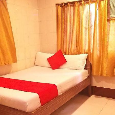 Hotel Saim Palace Мумбаи Экстерьер фото