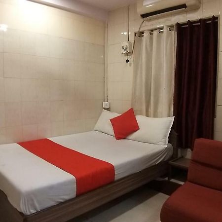 Hotel Saim Palace Мумбаи Экстерьер фото